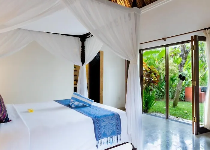 Tunjung Batubelig Bed & Breakfast